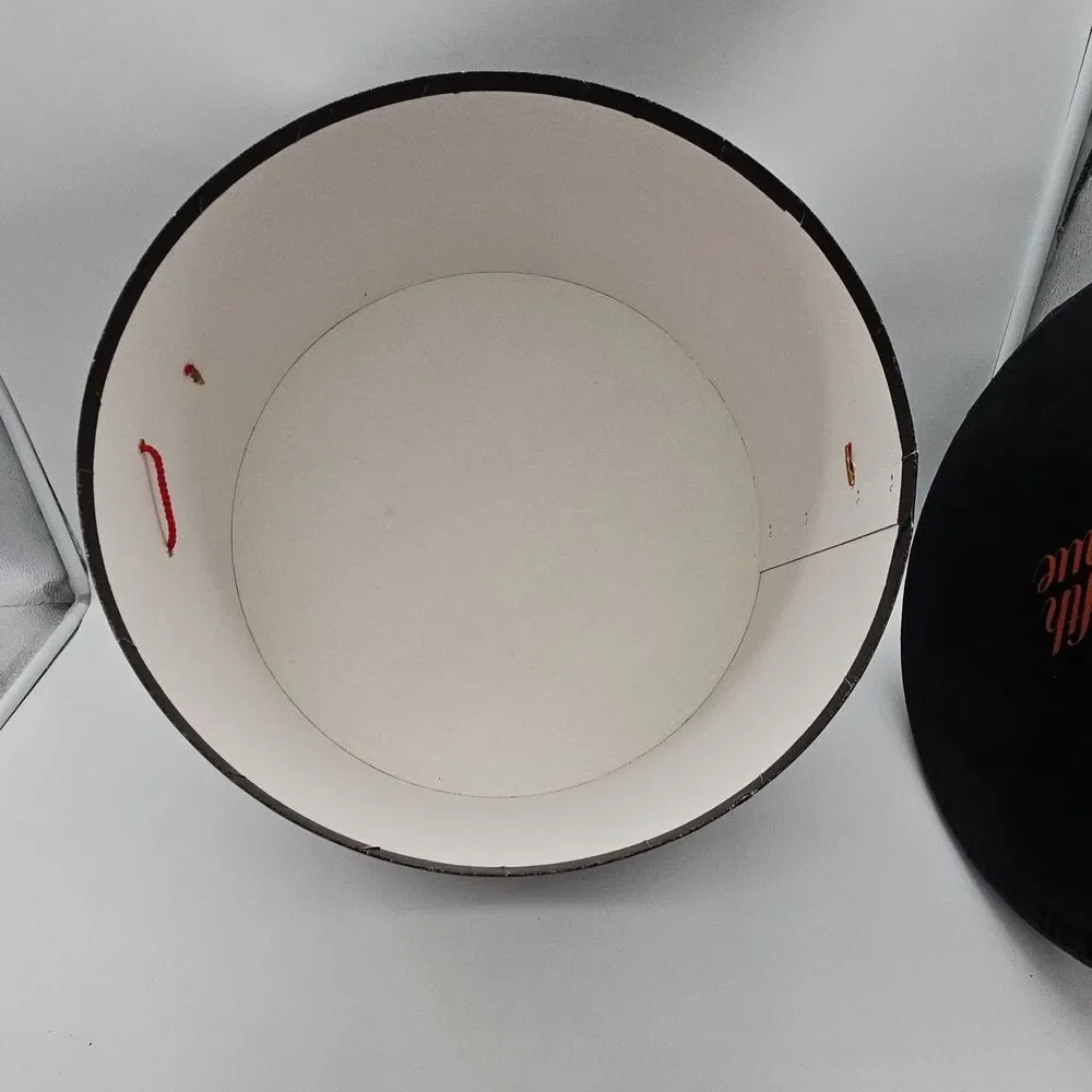 Vintage Saks Fifth Avenue Black Hat Box 15